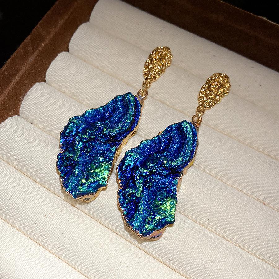

Silver needle dripping oil irregular pendant earrings retro Hong Kong style fashion temperament earrings light luxury high-end earrings