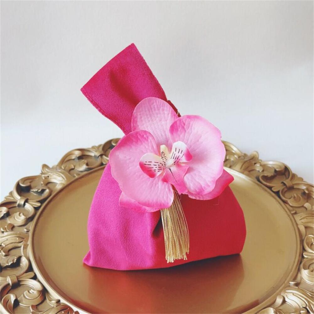 

Бархатные мешочки для конфет с цветком Happy Day Born Baby Senior Feeling Тканевая сумочка Свадебные специальные фланелевые подарочные упаковочные пакеты Other розы красного