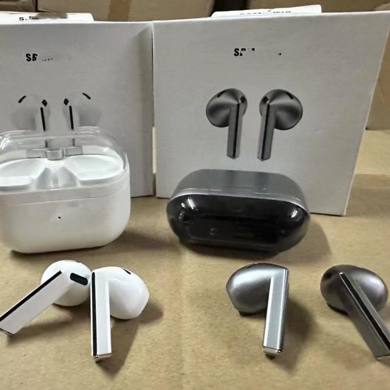 R530 Buds3 High-Volume Semi-In-Ear Noise-Cancelling Headphones