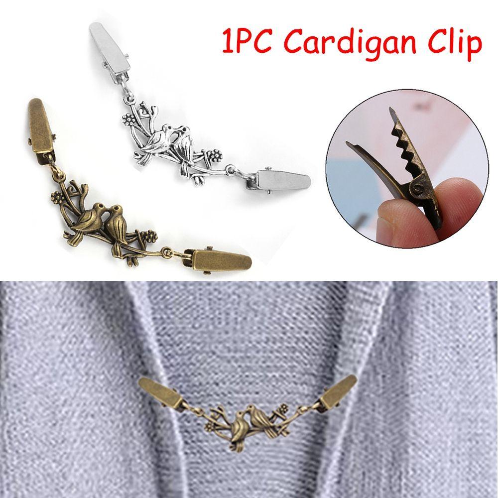 Fashion Retro New Cardigan Clip Sweater Blouse Pin Duck Clip Clasps Shawl Brooch