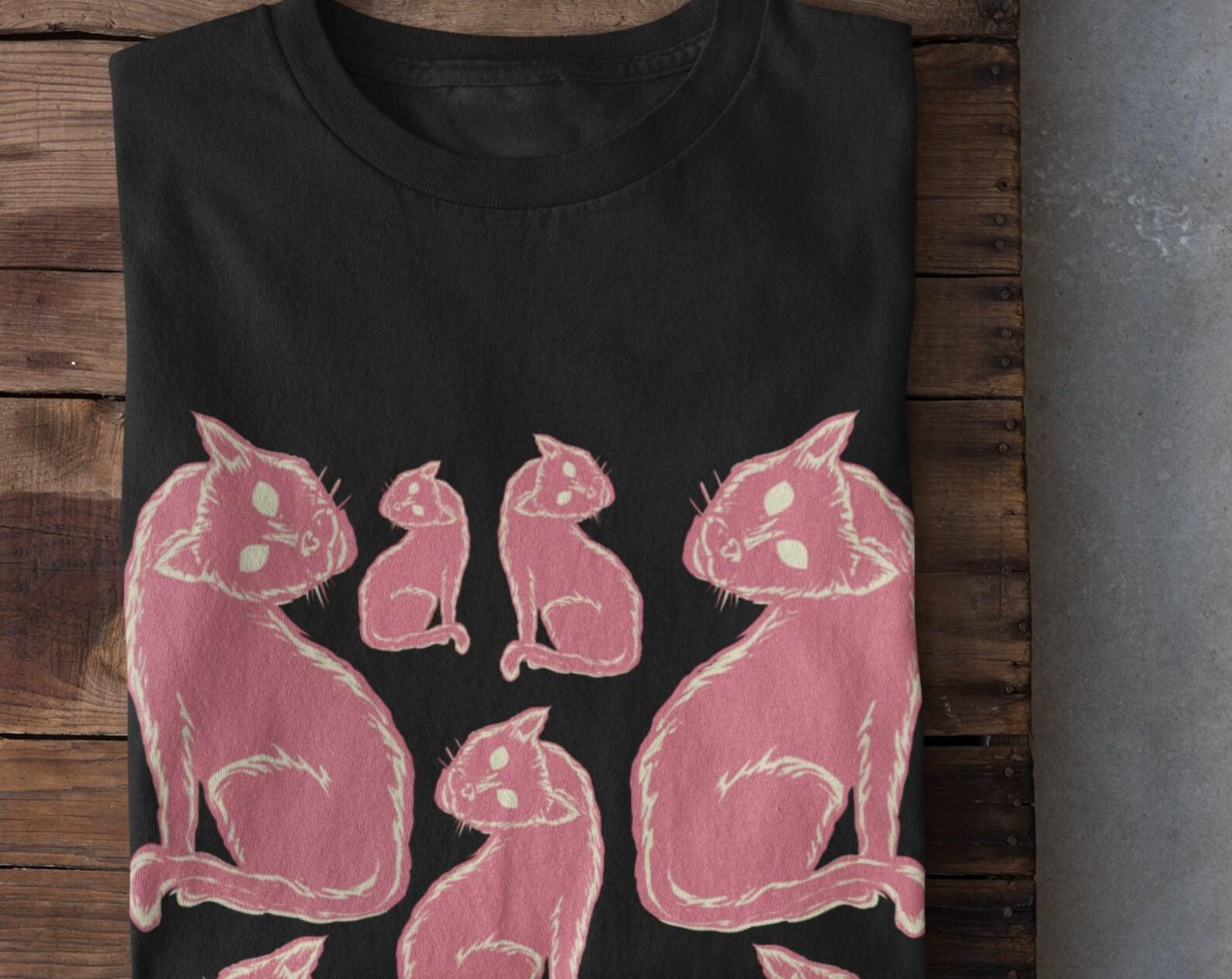Grunge Clothing,Alt Clothing,Mall Goth,Trad Goth,Cat T Shirt,Pastel Goth,Goth Shirt,Dark Academia,Weird Shirt,Surreal T-shirt,Punk M