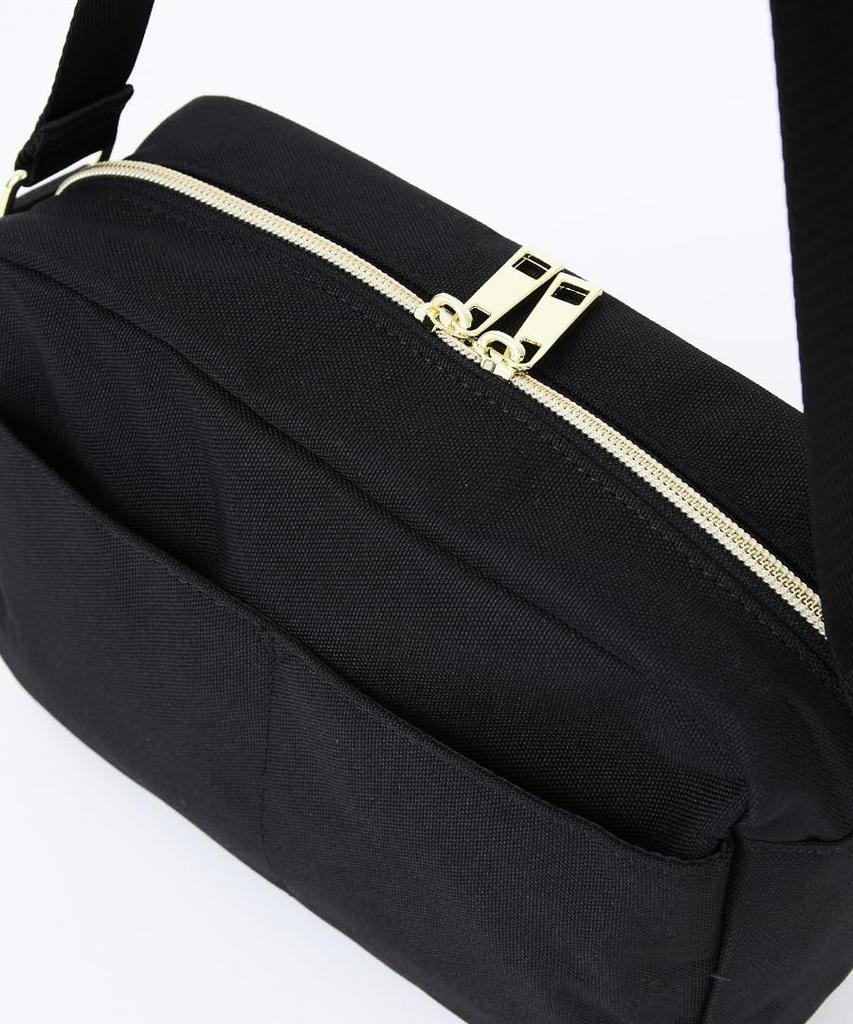 Water-repellent Shoulder Bag with 5 Pockets