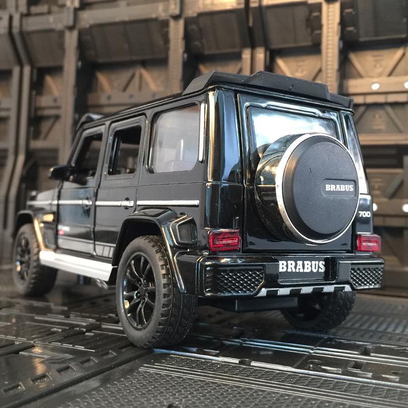 

Jiaye VB32523 Сплав Ба Бо Си Модель внедорожника G700 для мальчиков белый