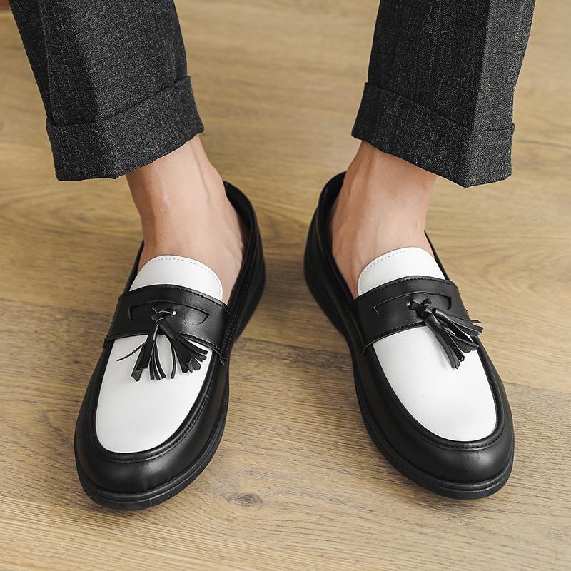 Elegant Mens Dress Casual Shoes Luxury Brand Men's Loafers Wedding Office Shoes Patent Leather Slip-on Tassel Business Shoes