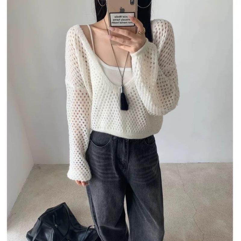 

Autumn Korean Loose Knit Sweater & Camisole Two-Piece V-Neck Set Small брудно-білий