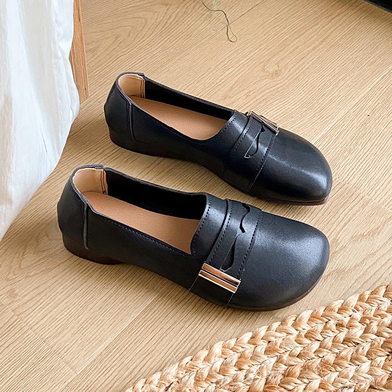 

Single shoes women s autumn flats 2025 new shallow mouth one pedal Doudou shoes gentle wind Mary Jane small leather shoes 42 чёрный