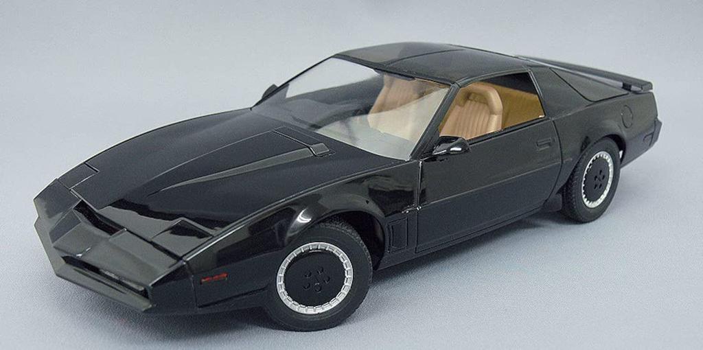 Aoshima Bunka Kyozai Movie Mecha Series Knight Rider Knight 2000 Season III Scale Plastic Model KR-02 K.I.T.T. 1/24