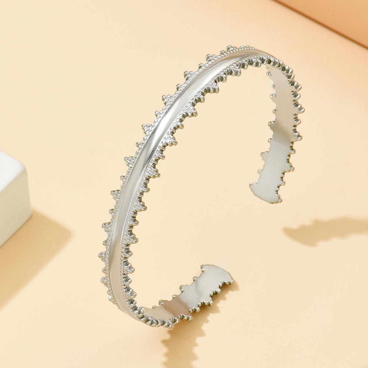 Women s Retro Crown Lace Adjustable Stainless Steel Bracelet