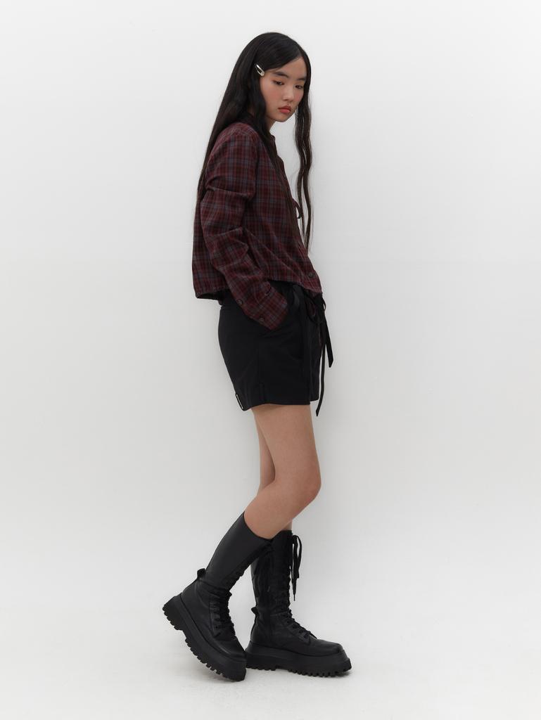 TUOMIO Strappy Shorts [Black]