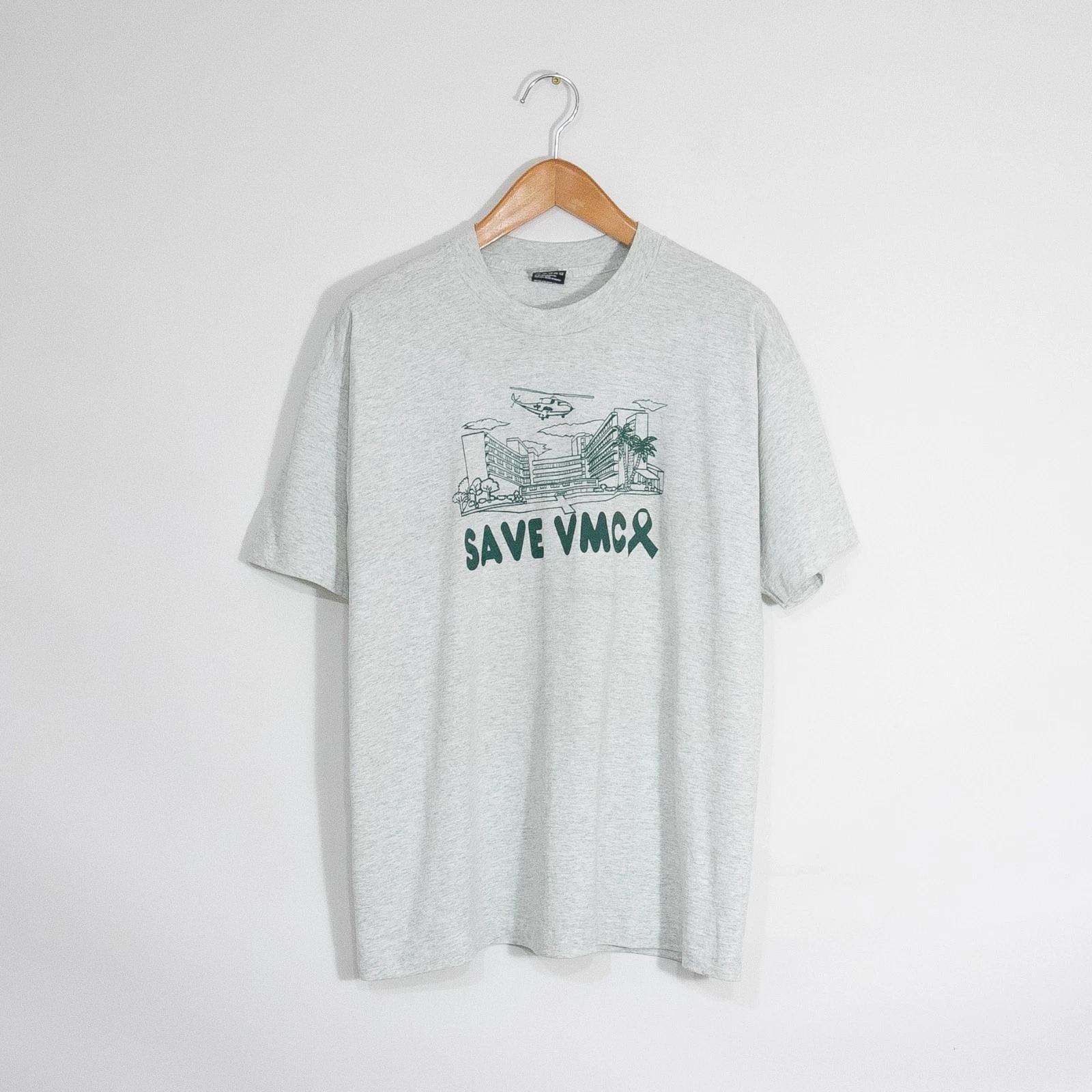 Vintage 90s VMC Vermont Medical Center T Shirt Mens XL Single Stitch Distressed S