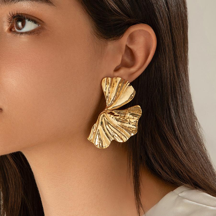 Ingemark Exaggerated Big Maple Leaf Stud Earrings for Women Punk Gold Color Geometric Petal Piercing Earrings Y2K Accessories