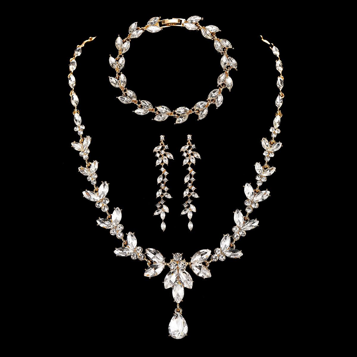 

European and American Light Luxury Gorgeous Four-piece Necklace Earrings Bracelet Bridal Wedding Dress Dinner Accessories 2026 45CM