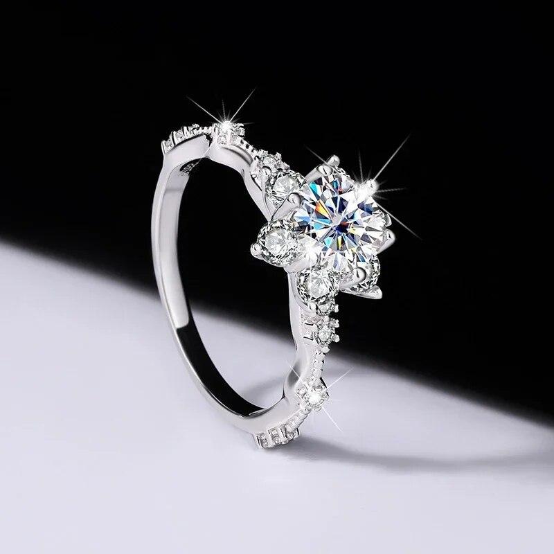 Bague en moissanite 5 carats pour femme en argent sterling 925 avec diamant en forme de fleur et alliance de mariage plaquée or GRA18 carats