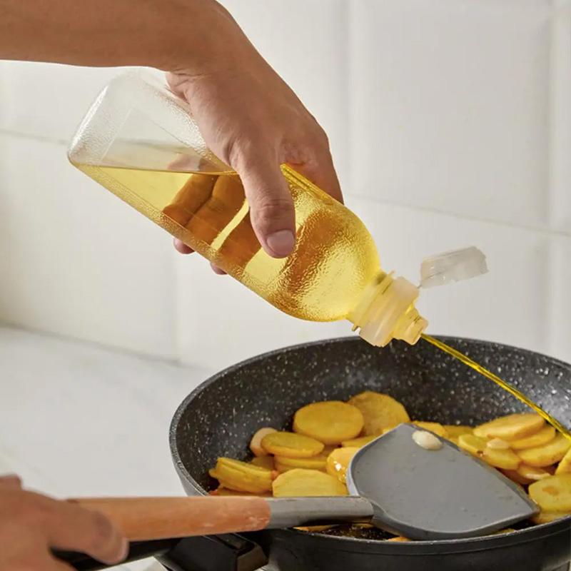 300/500ml Squeeze Bottles Kitchen Accessories Oil Spray Bottle BBQ Tools Soy Sauce Does Not Leak Vinegar Can