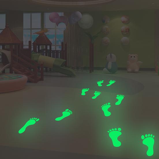 2 Sheets/Set Halloween Footprint Sticker Glow in The Dark Waterproof PVC Living Room Bedroom Office Wall Art Floor Festival