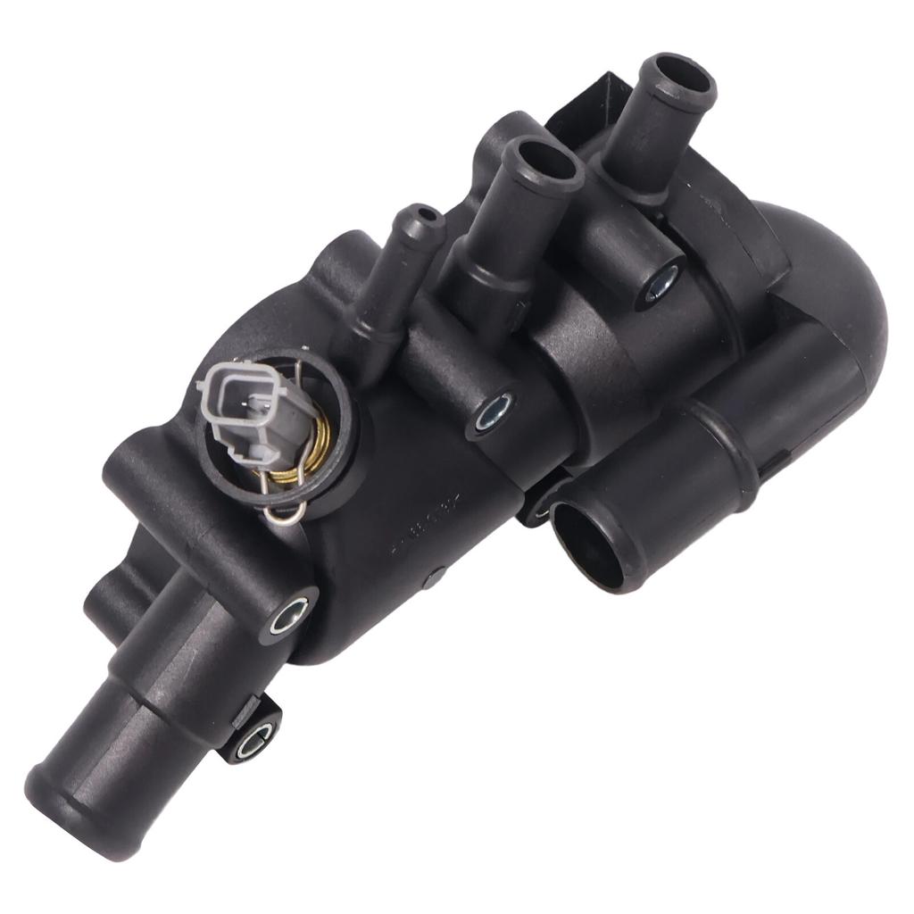 For Ford Courier Fiesta 1.6L 902-999 M2S6G8A586D1C Coolant Thermostat Housing