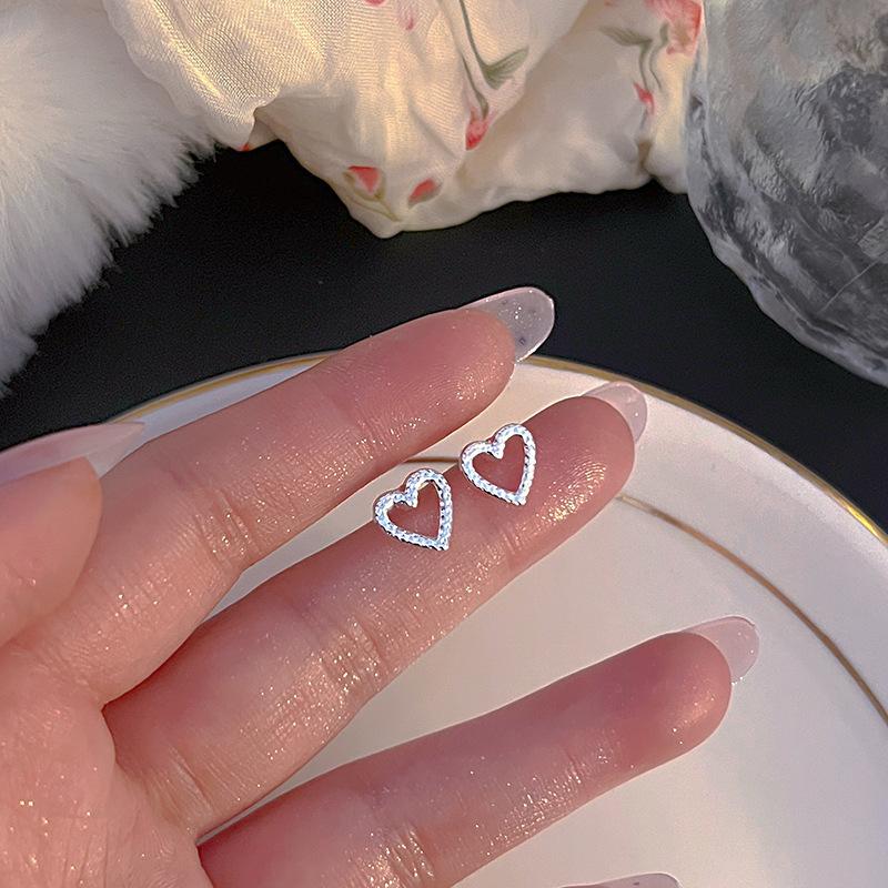 S925 Silver Stud Earrings Women's Ear Hole Earrings Niche Design Earbone Studs High-end Earrings