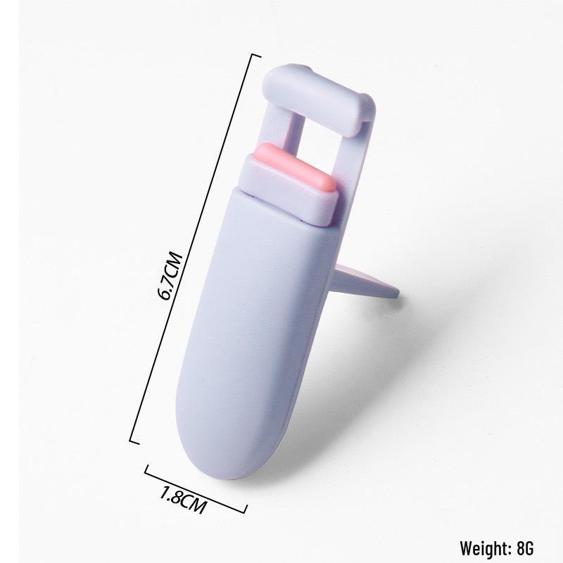 

Compact Wide-Angle Mini Eyelash Curler - Portable, Long-Lasting, and Perfect for Shaping and Curling Your Lashes. Bulk (requires OPP bag +0.2 yuan)