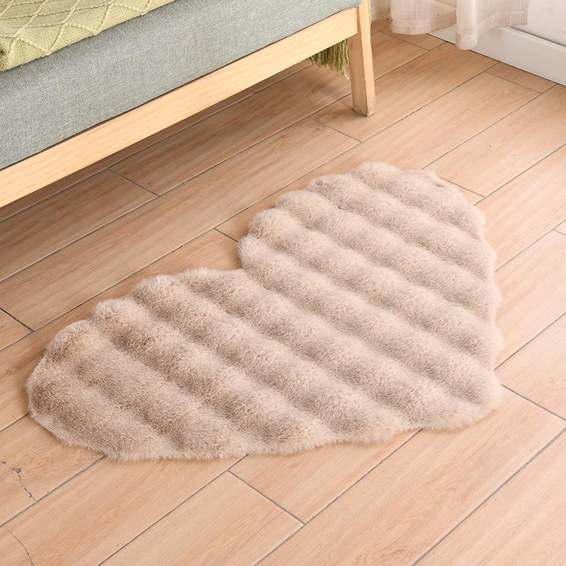 Carpet Soft Plush Bedroom Heart Bedside Mat Rug Sofa Cushion Indoor Rugs Seat Cushion Carpet for Living Room Dropship