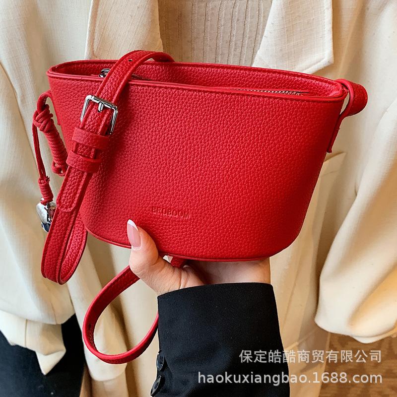 This Year's Popular Small Bag Women's Summer 2025 New Simple and Versatile Shoulder Messenger Bag Korean Version Bucket Bag