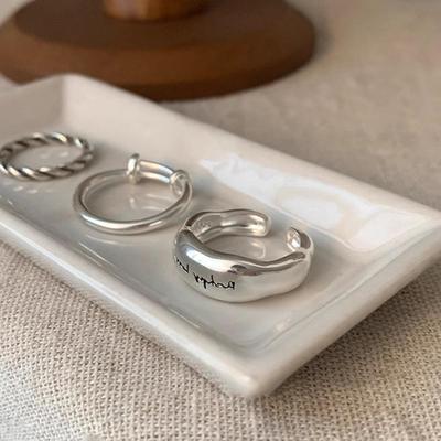 Вінтажний Шик Відкрите Кільце: Унікальні жіночі прикраси в стилі ретро