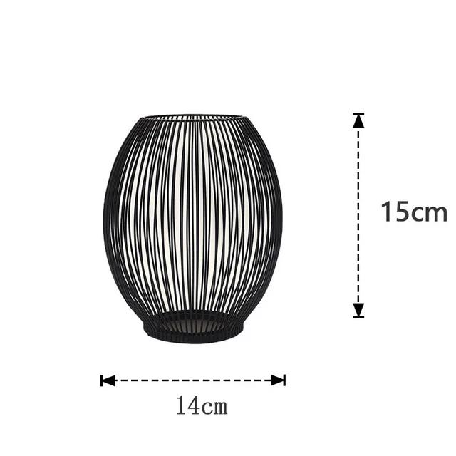 

Black Lantern Candle Holder Vintage Iron Candle Ornament Romantic Christmas Candle Holder Shooting Props Home Table Decoration