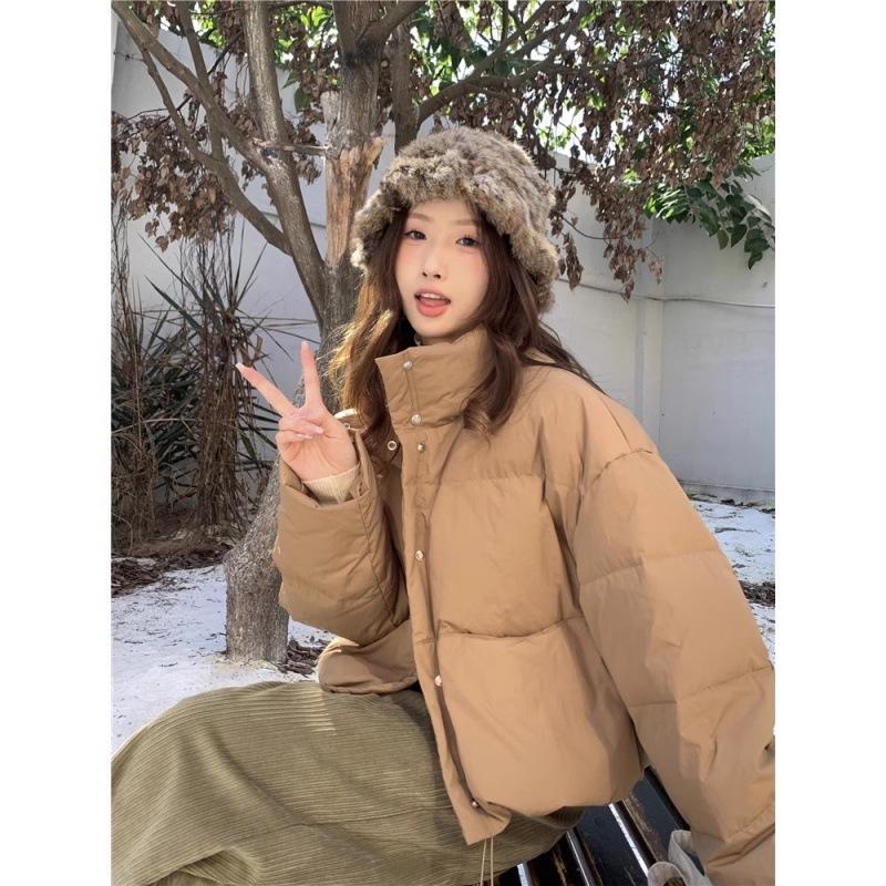 

Женское зимнее 2024 короткое стеганое хлопковое пальто - Корейский стиль свободного кроя XL (60-65 kg) хаки