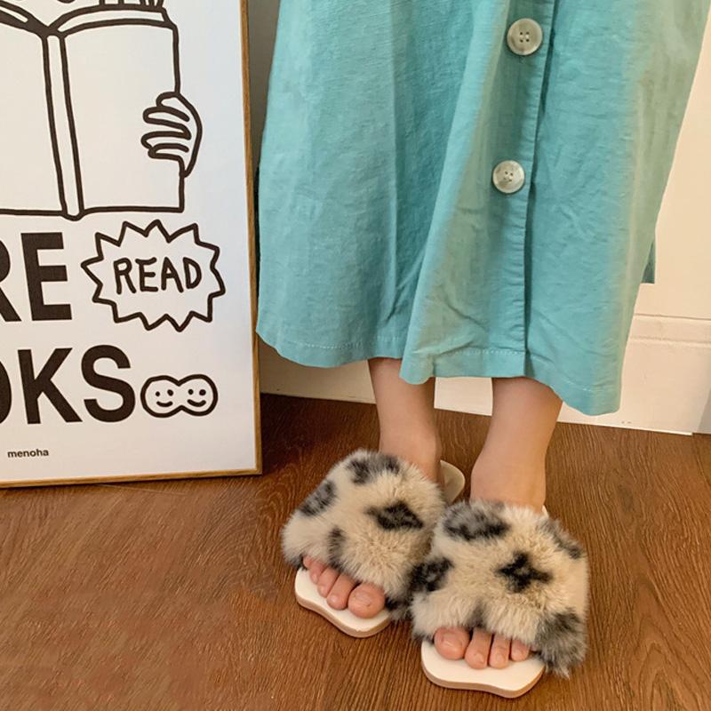 Women's Outgoing Flat Shoes Fashion Indoor Slippers Elegant Fur Slippers Autumn Winter Plush Footwear Warm Slides Artificial Wool