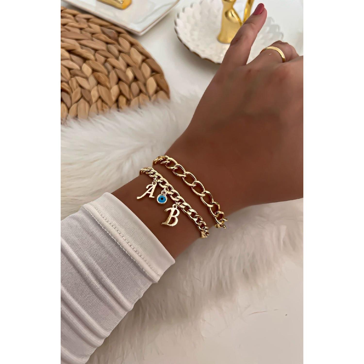 

Комбинация браслета-цепочки золотого цвета с буквами на выбор и детализированной цепочкой от сглаза 8 20 cm