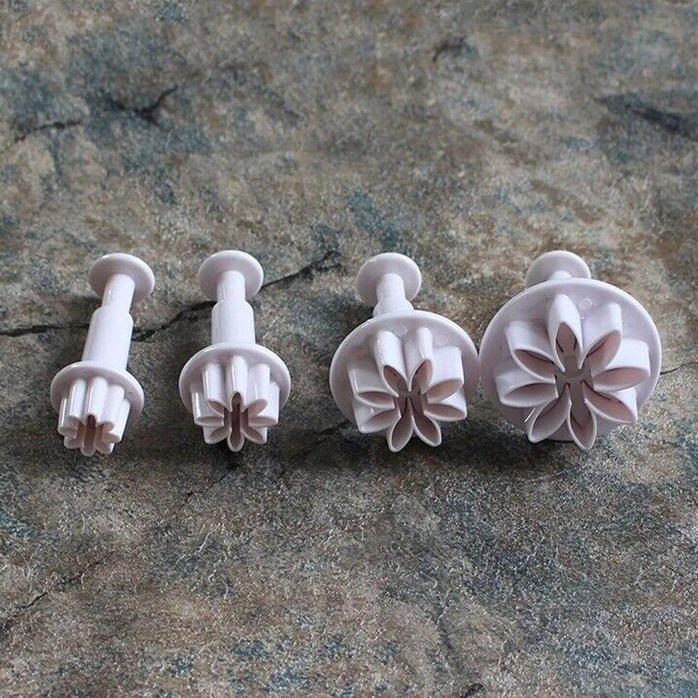 4Pcs Reusable Daisy Flower Cake Decoration Fondant Mold Cake Cutter Cookie Mold Plunger Mould