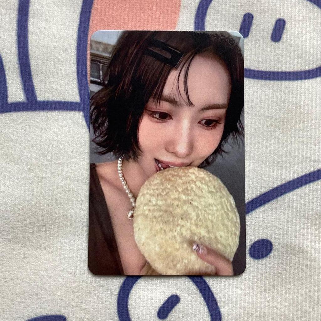 [USED] TWICE THIS IS FOR Popular Songs Momo 7/13 Trading Card