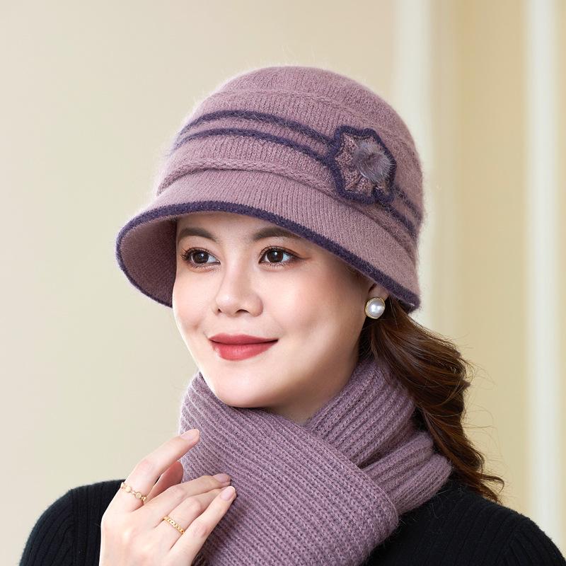 

New rabbit fur knitted hat women s velvet cold-proof mother hat elegant casual old lady hat big head circumference shows small face hat