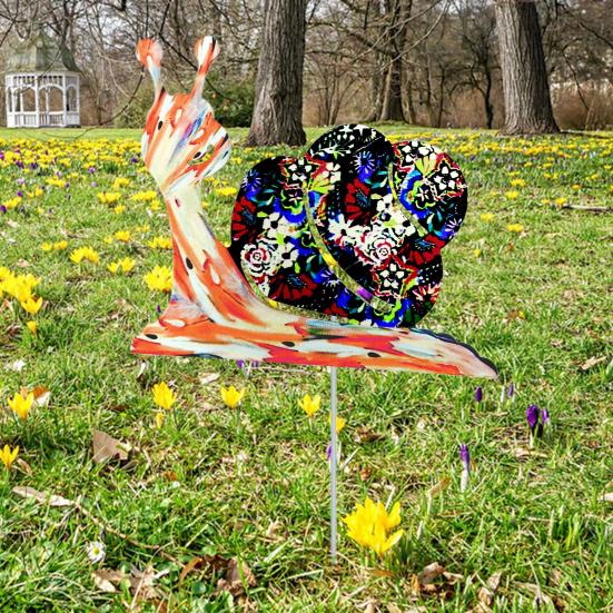 Metal Snail Garden Stake Decoration Weather-proof Indoor Outdoor Yard Lawn Patio Pathway Iron Colorful Snail Stake Stick Ornament