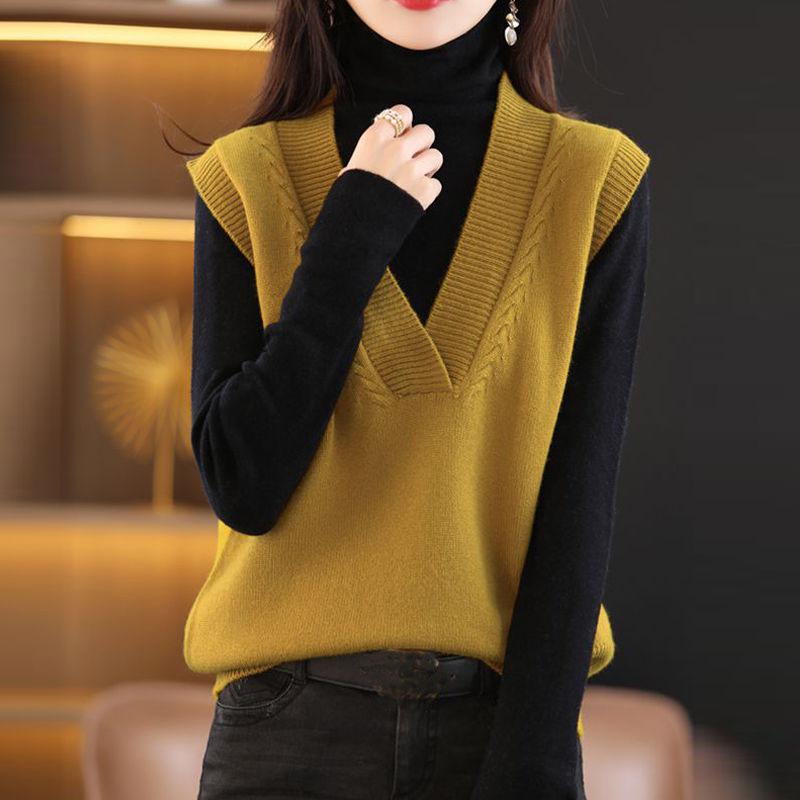 Women's Knitted Vest Spring Autumn V-neck Sleeveless Sweater Short Solid Color Knit Vest