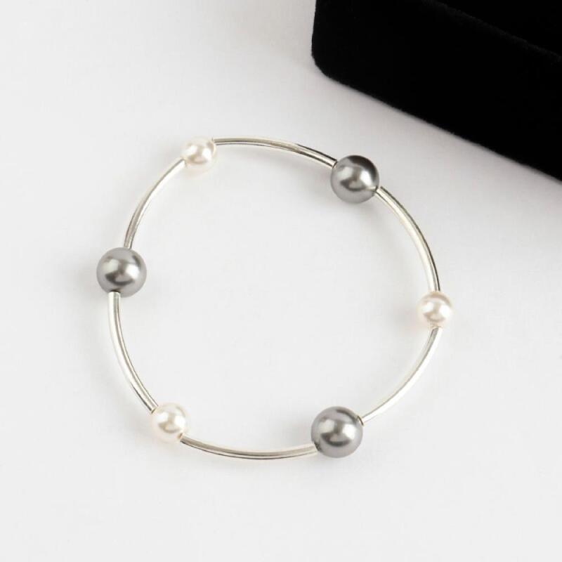 Silver bracelet, simple, clingy, subtle guest look, pearl charm, silver ball