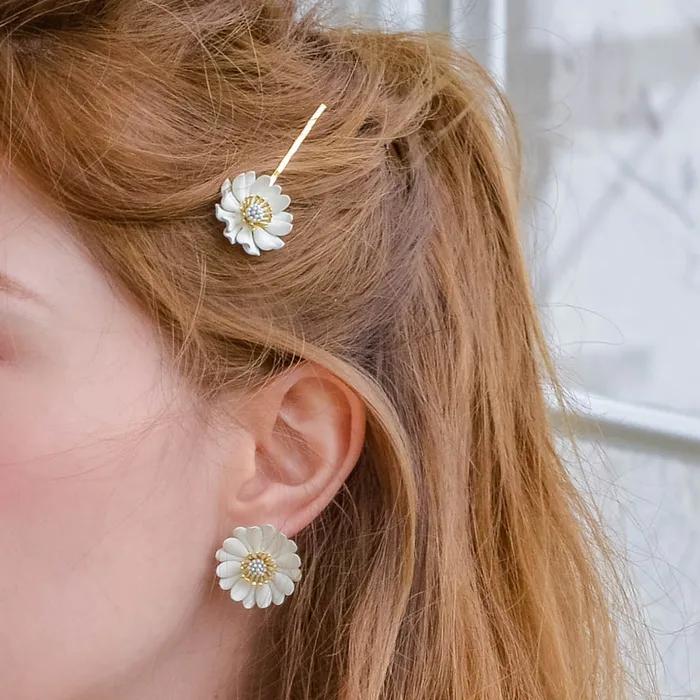 River Daisy Hairpin