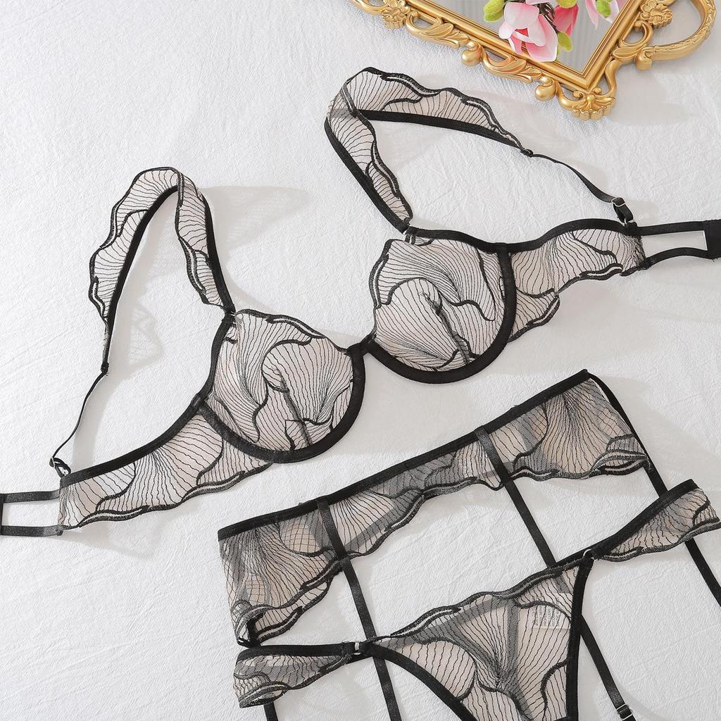 4pcs Sexy Ultra-thin Mesh Women'S Lingerie Set with French Hollow Lace Breathable Bra Thong Thigh-High Socks and Thigh Lace Trim