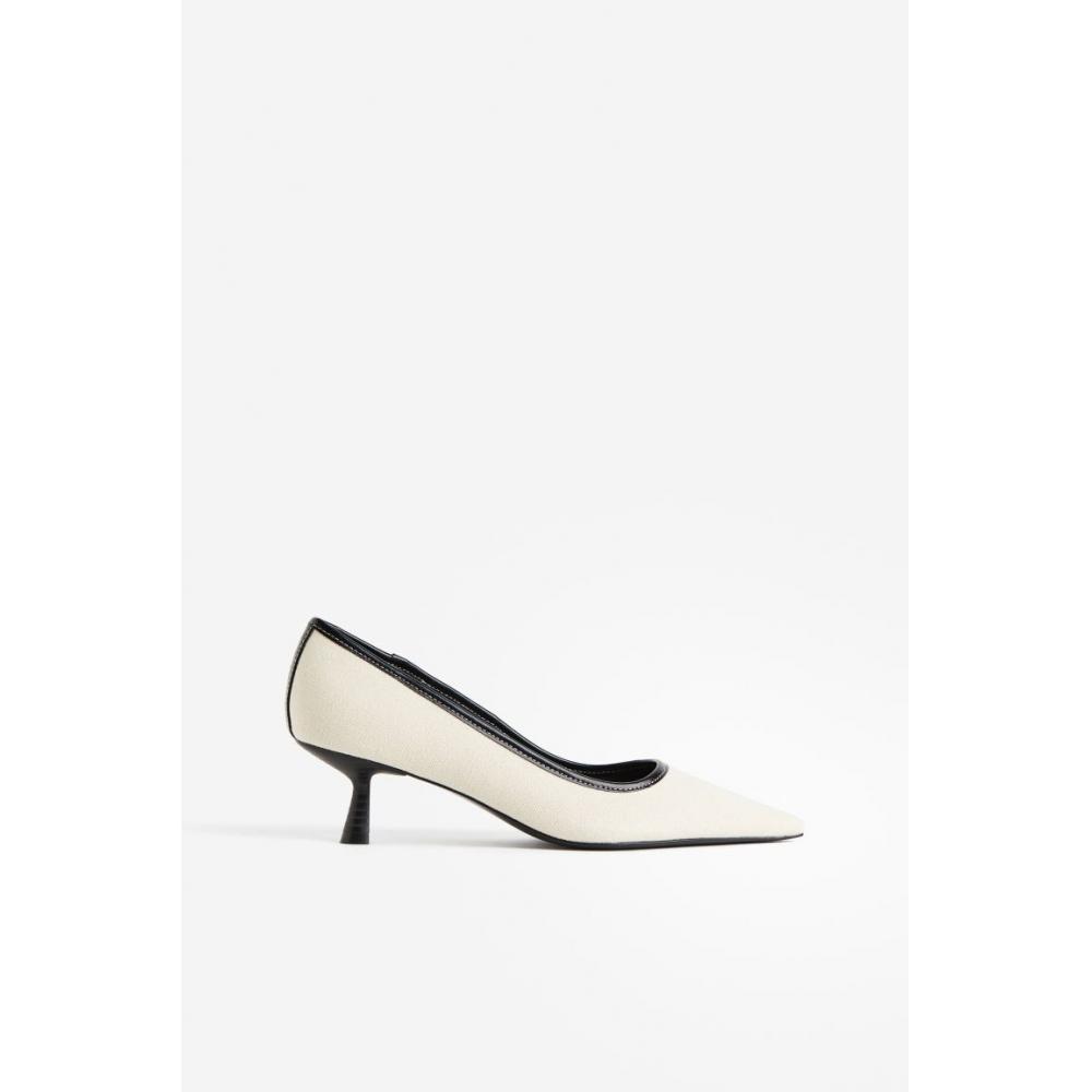 

парусиновые туфли HM кремового цвета