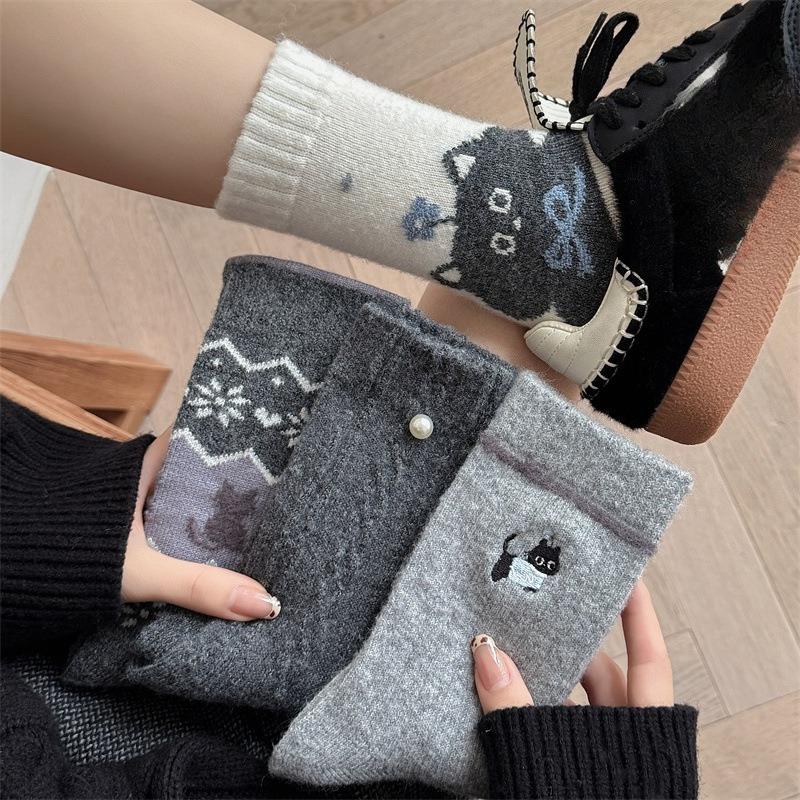 Autumn and Winter Women's Mid-calf Socks in Grey Tones, Cute Cat Warmth Wool Socks for Women