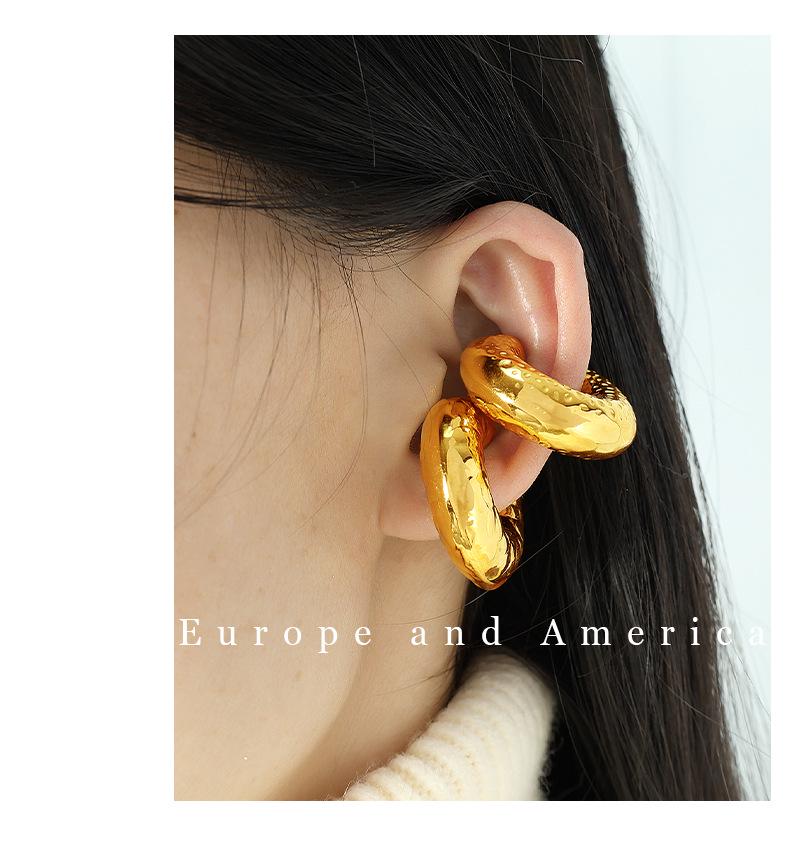 Stylish Gold-Plated Textured Ear Cuff for Women - Titanium Steel, Non-Pierced, Elegant Office Accessory