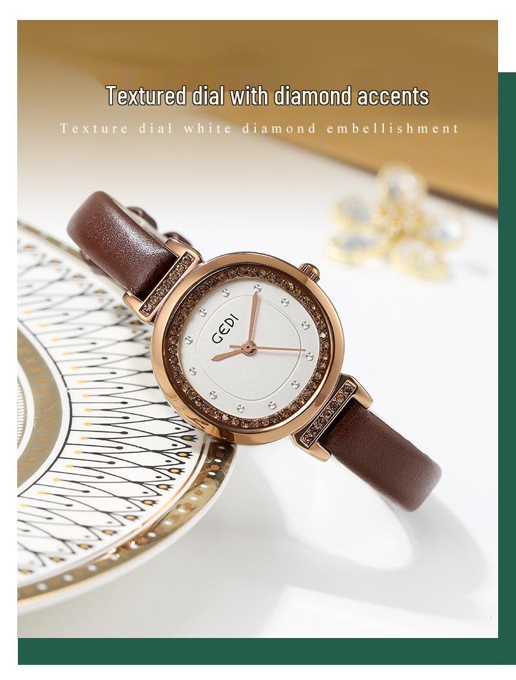Gedi Vintage-Style Women's Thin Strap Leather Quartz Watch