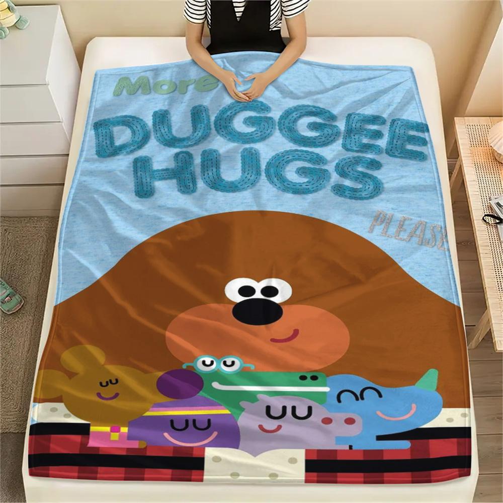 1PC Hey Duggee Patterned Flannel Blanket Suitable For All Seasons for Home Decor Warmth and Comfort Gifts Holiday Present
