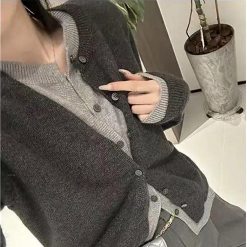 Gray fake two-piece crew neck button-knitted cardigan women's spring new women's sweater trend