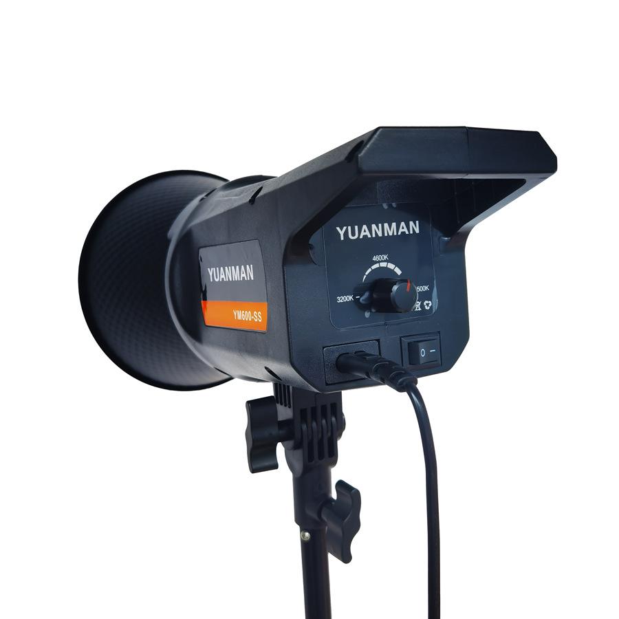Live Broadcast Fill Light Kit: Dual Color Temperature, High Brightness, Beauty Whitening Soft Light for Photography.