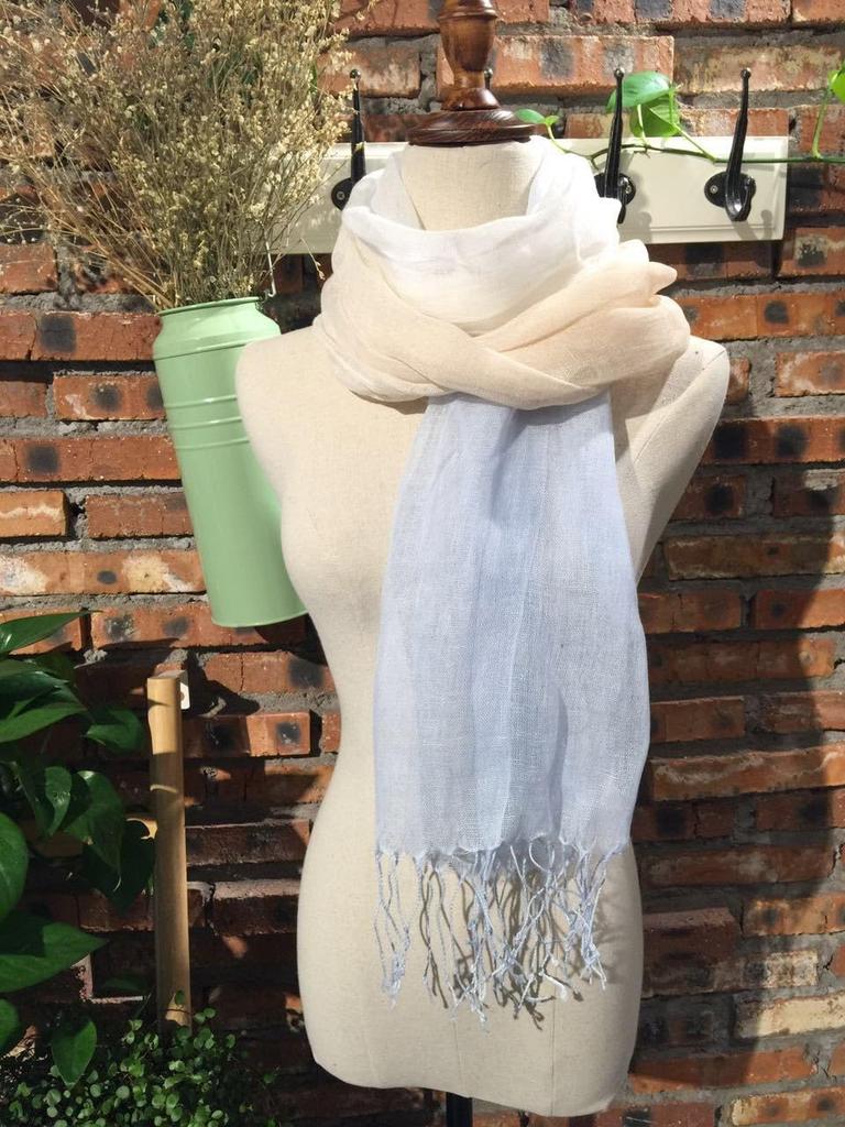 Dolly Para Linen Summer Linen Natural Gradient Blue and Women's Scarf, Stole, Coolness, Color-Changing (Light Beige)