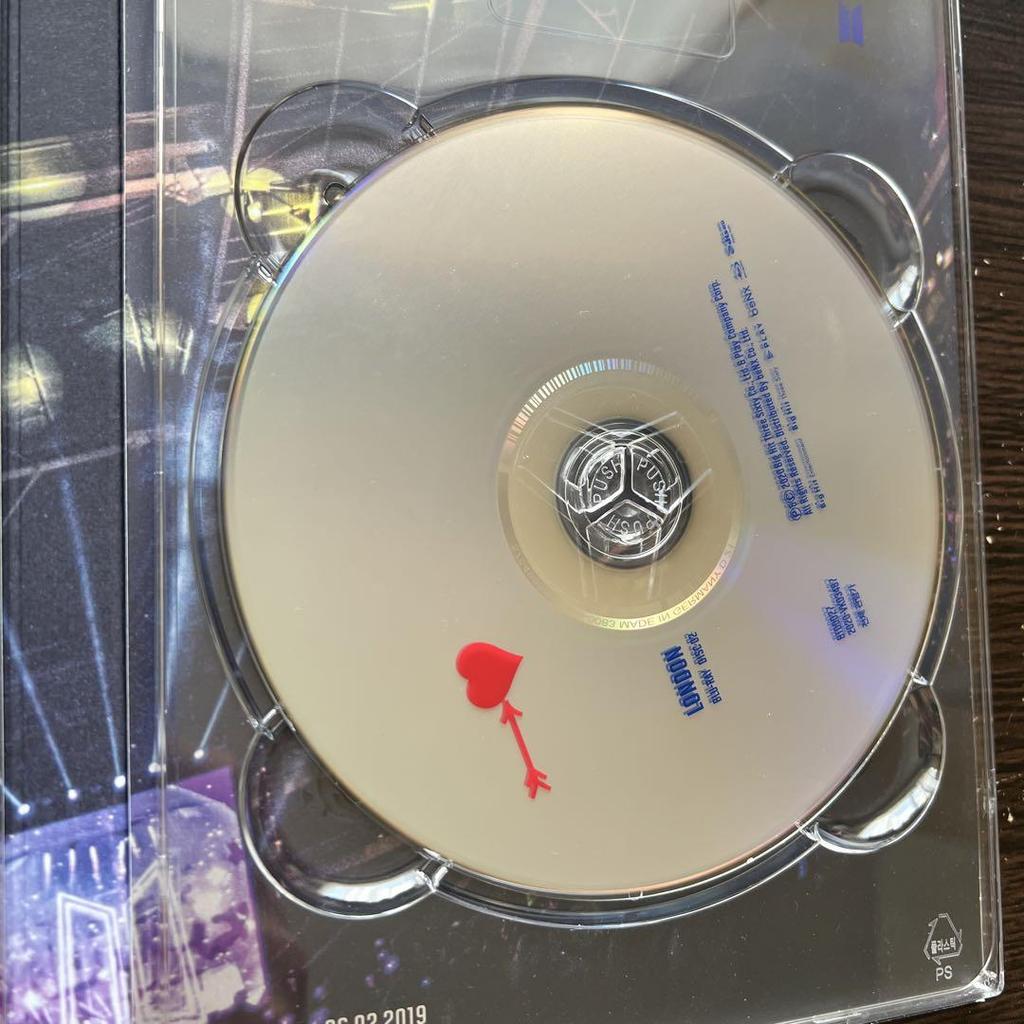 [USED] BTS World Tour In London DVD Blu-ray 383
