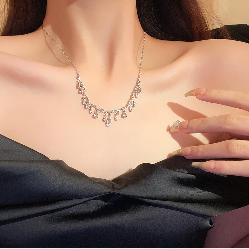 BLINGBAY Women's Pendant Necklace Delicate Diamonds Water Drop Twig Necklace Elegant Temperament High Design Sense Necklace Girls Jewelry Gift