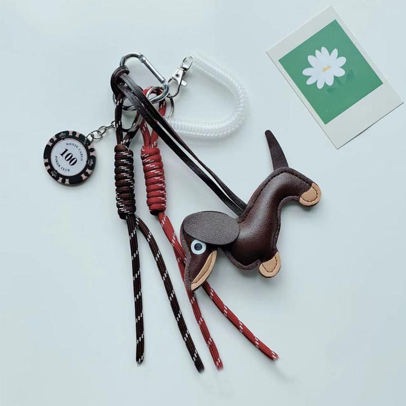 1PC Dog Vintage Brown Autumn And Winter Leather Sausage Dog Chocolate For Mobile Phone Bags Keychain