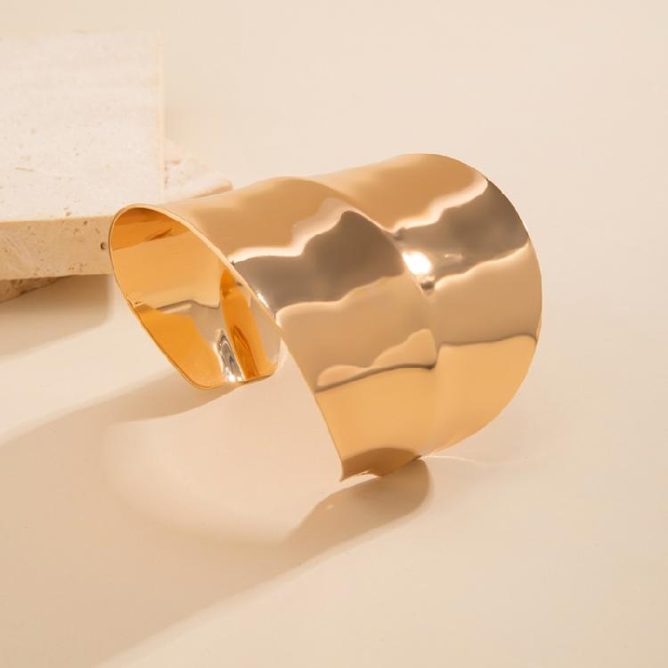 Modern Punk Bracelet Metal Bangles Geometric Arm Bracelet Wide Wrist Jewelry Metal Texture Present for Women and Girls