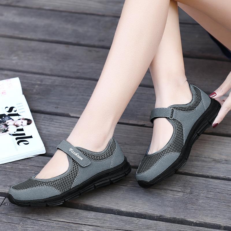 2024 Spring Mother Shoes Middle-aged Fashion Trend Mesh Soft-soled Women's Casual Sports Shoes Breathable Solid Color Nurse Shoes